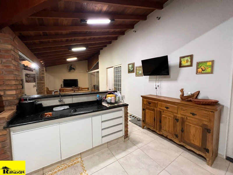 Casa com 2 quartos à venda, 200m² — foto 6 de 49