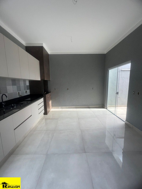 Casa com 3 quartos à venda, 120m² — foto 13 de 39