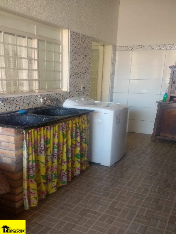 Casa com 3 quartos à venda, 202m² — foto 12 de 27