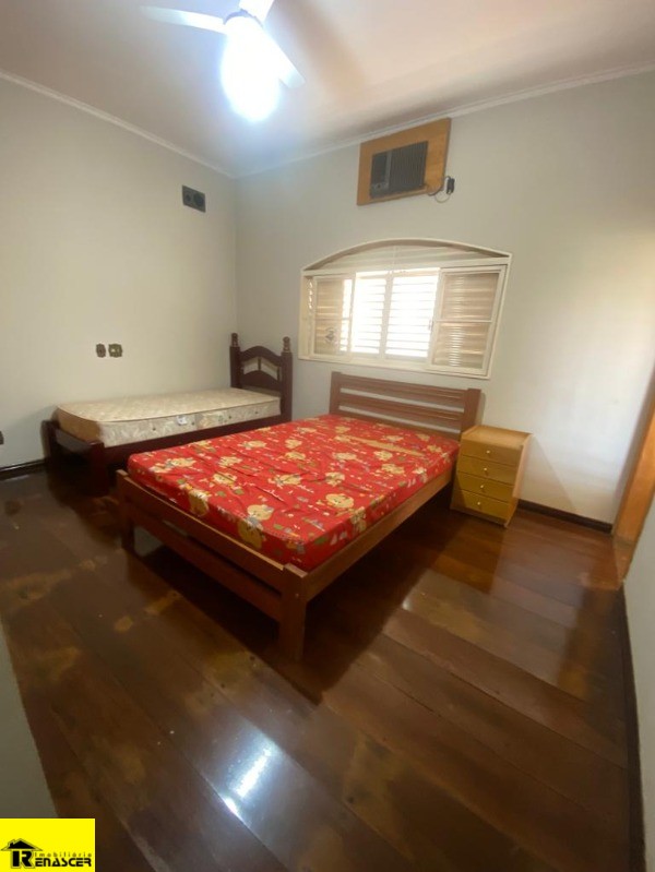 Casa com 3 quartos para aluguel, 1150m² — foto 13 de 16