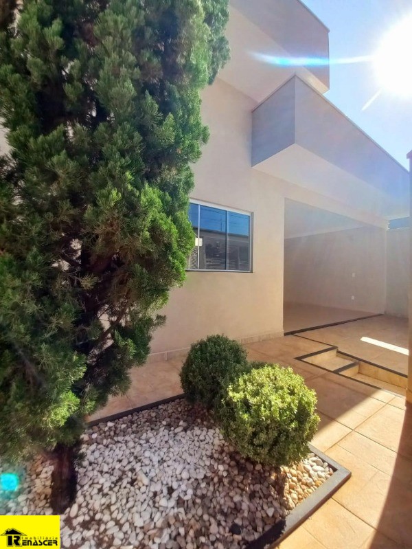 Casa com 3 quartos à venda, 200m² — foto 4 de 21