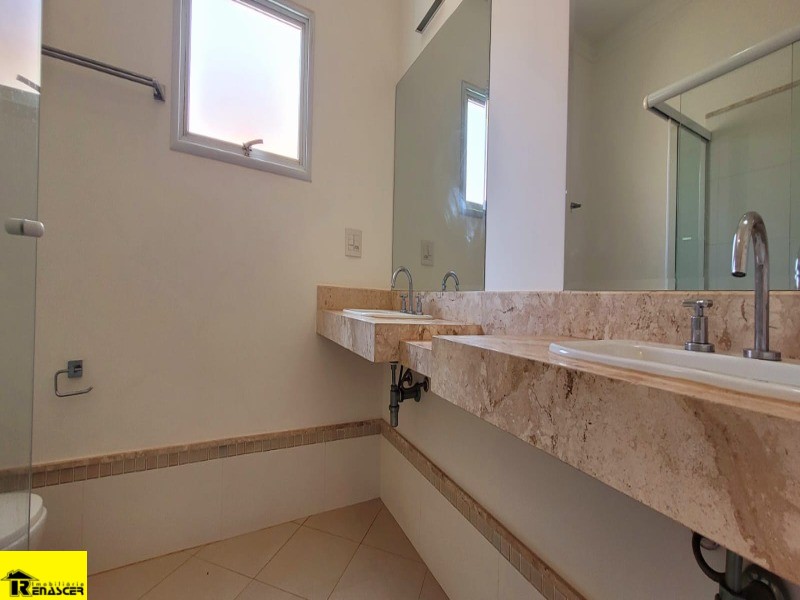 Casa de Condomínio com 3 quartos à venda e aluguel, 310m² — foto 23 de 44