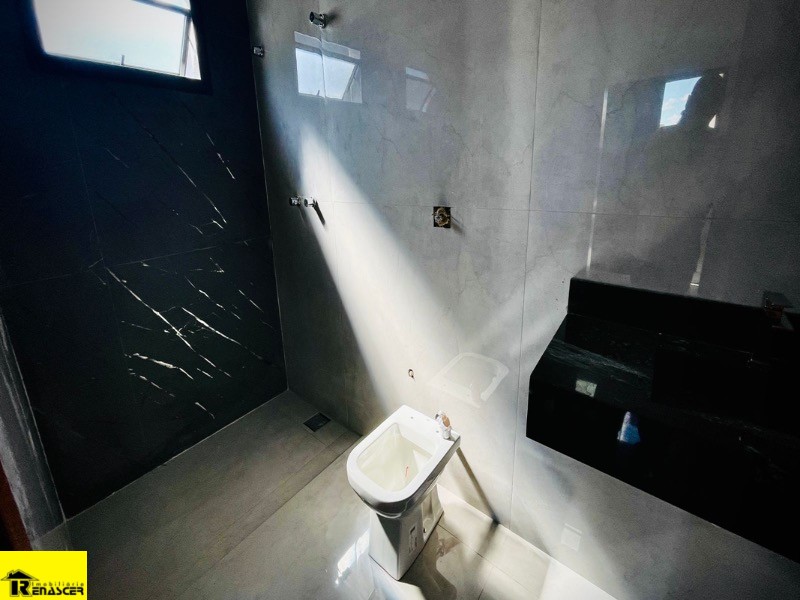Casa de Condomínio com 3 quartos à venda, 257m² — foto 18 de 29