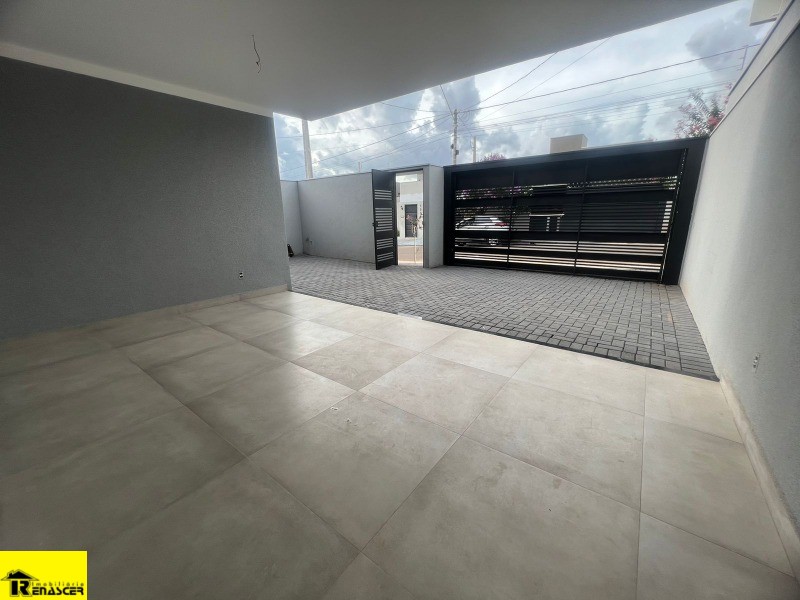 Casa com 3 quartos à venda, 120m² — foto 3 de 39