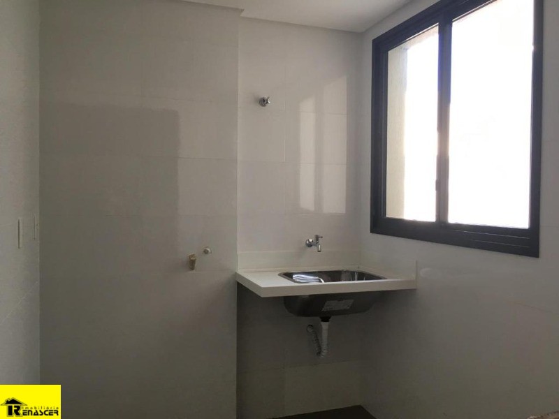 Apartamento com 3 quartos à venda, 212m² — foto 6 de 22