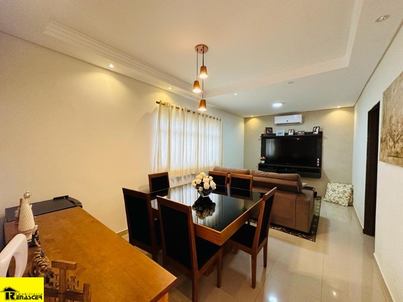 Casa com 3 quartos à venda — foto 8 de 27