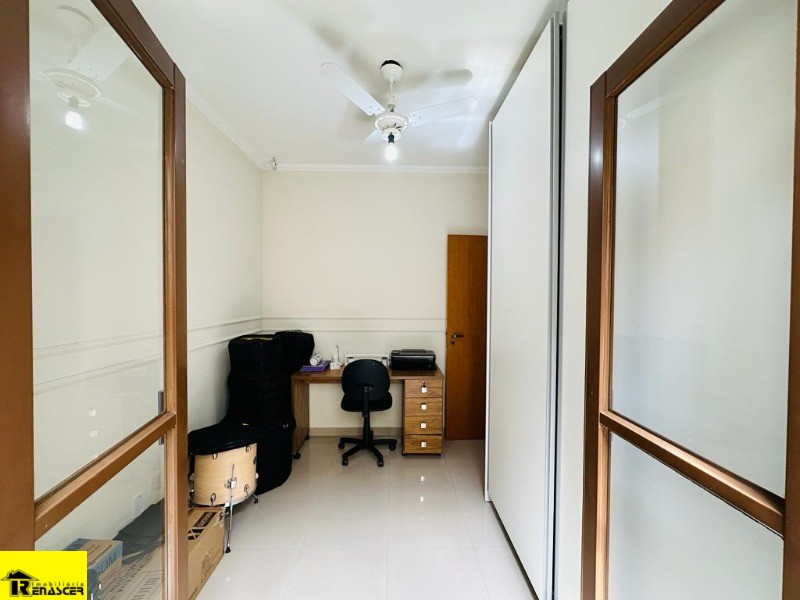 Casa com 3 quartos à venda — foto 21 de 27