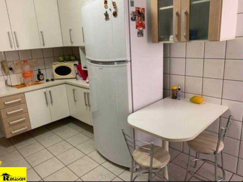 Apartamento com 3 quartos à venda, 100m² — foto 4 de 10