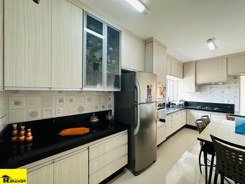 Casa com 3 quartos à venda — foto 10 de 27