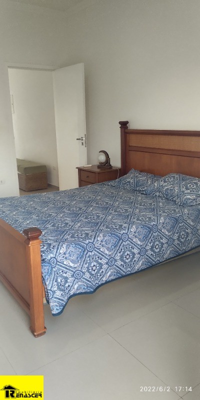 Casa de Condomínio com 3 quartos à venda — foto 29 de 35