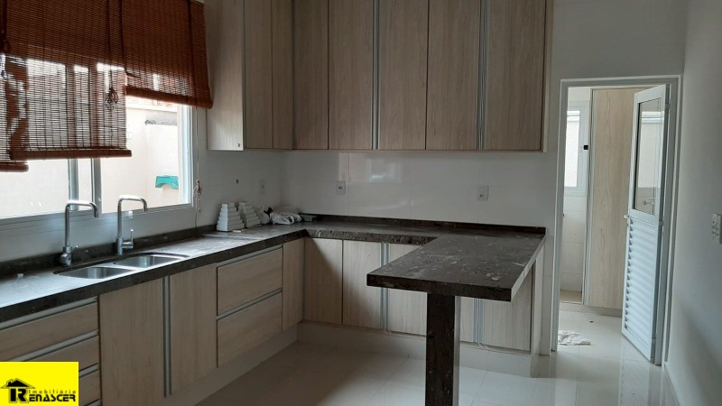 Casa de Condomínio com 3 quartos à venda e aluguel, 420m² — foto 4 de 48