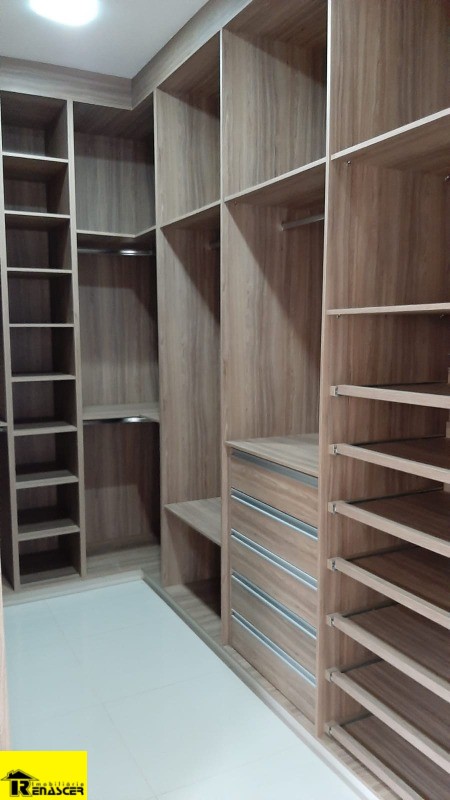 Casa de Condomínio com 3 quartos à venda e aluguel, 420m² — foto 35 de 48