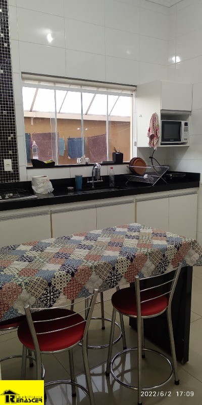 Casa de Condomínio com 3 quartos à venda — foto 10 de 35