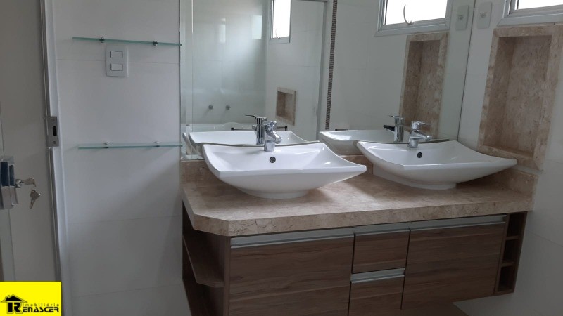 Casa de Condomínio com 3 quartos à venda e aluguel, 420m² — foto 43 de 48