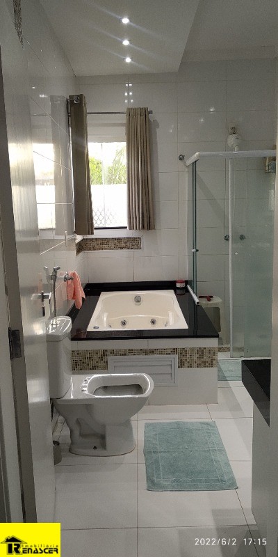 Casa de Condomínio com 3 quartos à venda — foto 27 de 35
