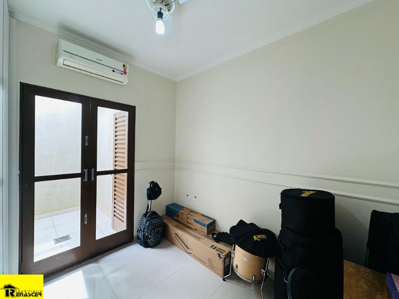Casa com 3 quartos à venda — foto 19 de 27