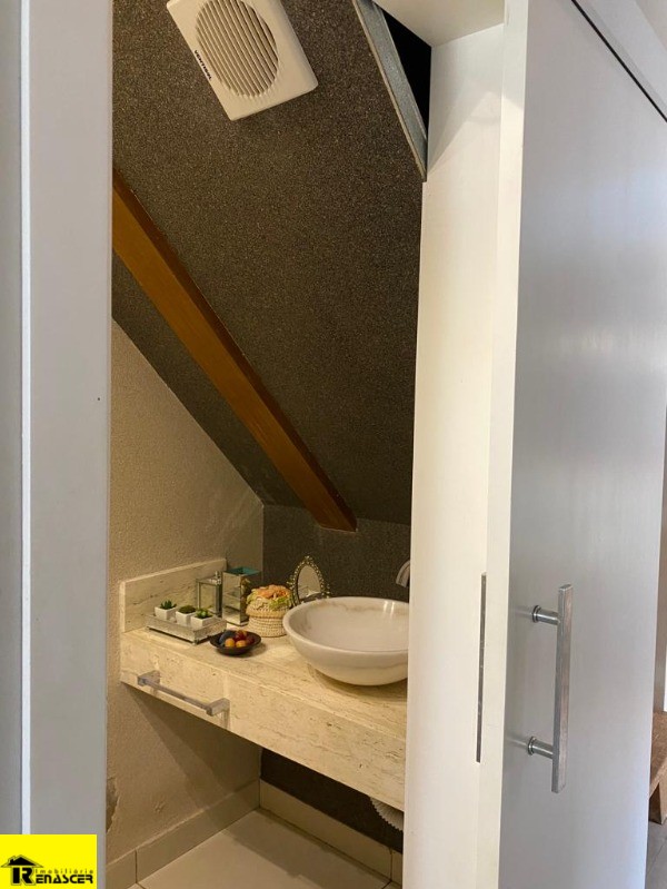 Casa de Condomínio com 3 quartos à venda — foto 12 de 27