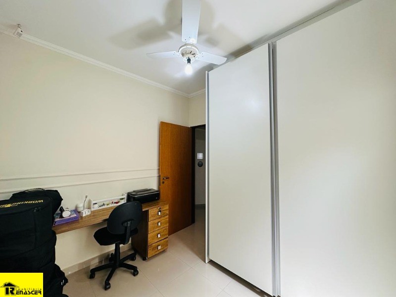 Casa com 3 quartos à venda — foto 22 de 27