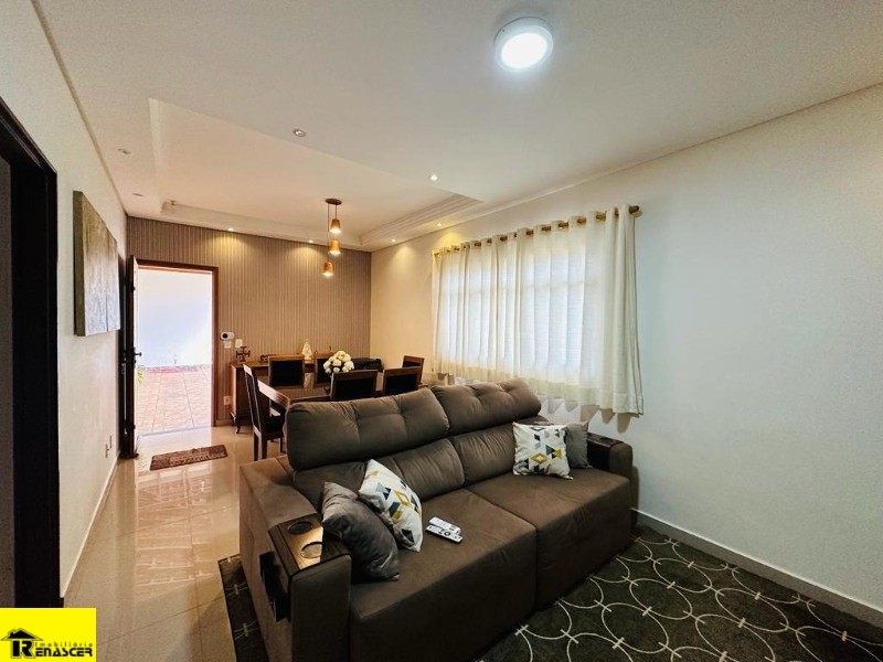 Casa com 3 quartos à venda — foto 6 de 27