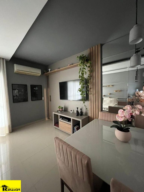 Apartamento com 2 quartos à venda, 66m² — foto 9 de 16