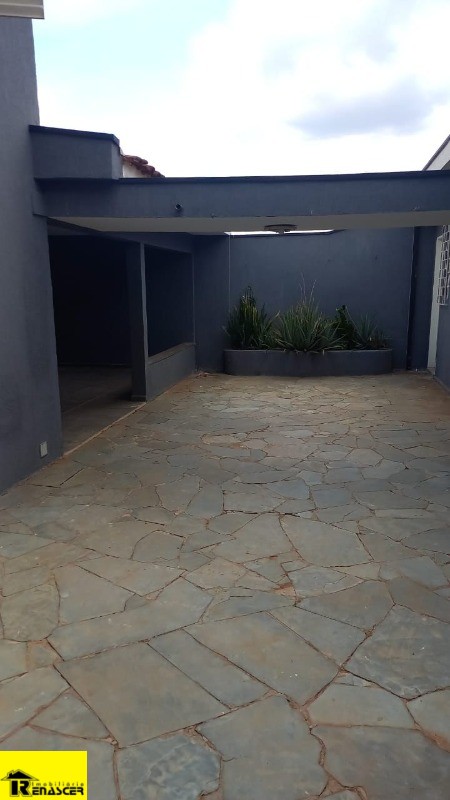 Casa com 3 quartos à venda e aluguel — foto 19 de 29