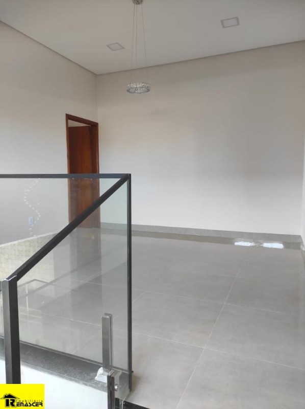Casa com 3 quartos à venda, 200m² — foto 9 de 29