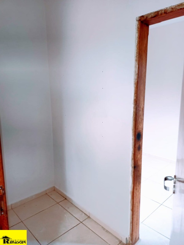 Casa com 3 quartos à venda, 200m² — foto 10 de 19