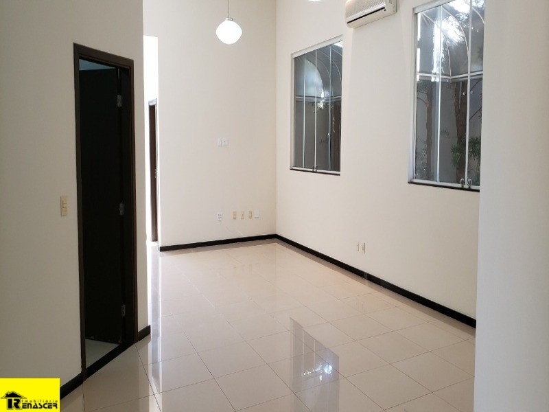 Casa de Condomínio com 3 quartos à venda e aluguel, 199m² — foto 3 de 23