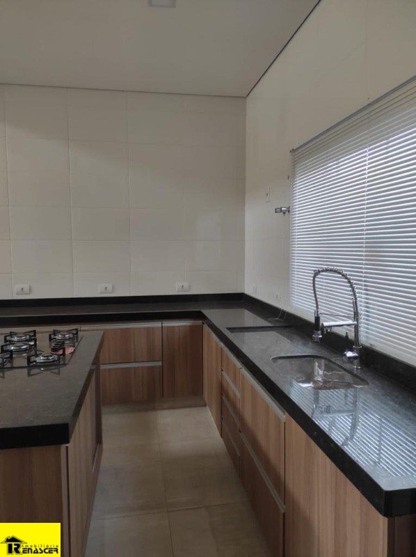Casa com 3 quartos à venda, 120m² — foto 25 de 28
