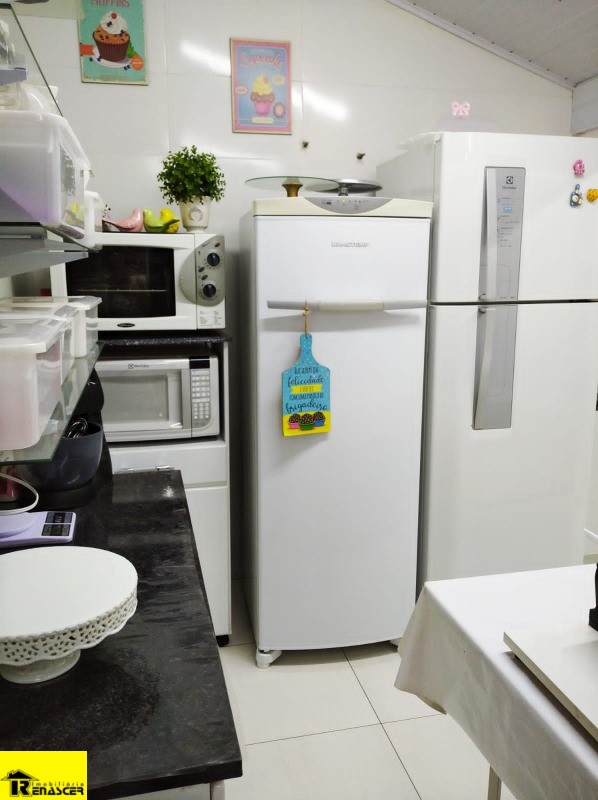 Casa com 3 quartos à venda, 111m² — foto 15 de 19