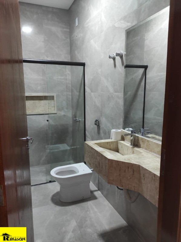 Casa com 3 quartos à venda, 200m² — foto 15 de 29