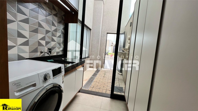Casa de Condomínio com 3 quartos à venda, 200m² — foto 17 de 19
