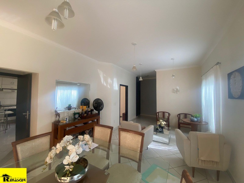 Casa de Condomínio com 4 quartos à venda, 220m² — foto 4 de 20