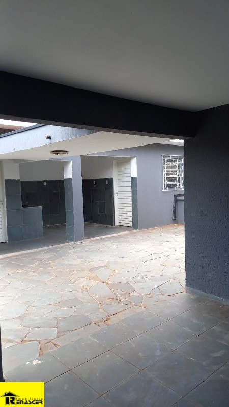 Casa com 3 quartos à venda e aluguel — foto 16 de 29