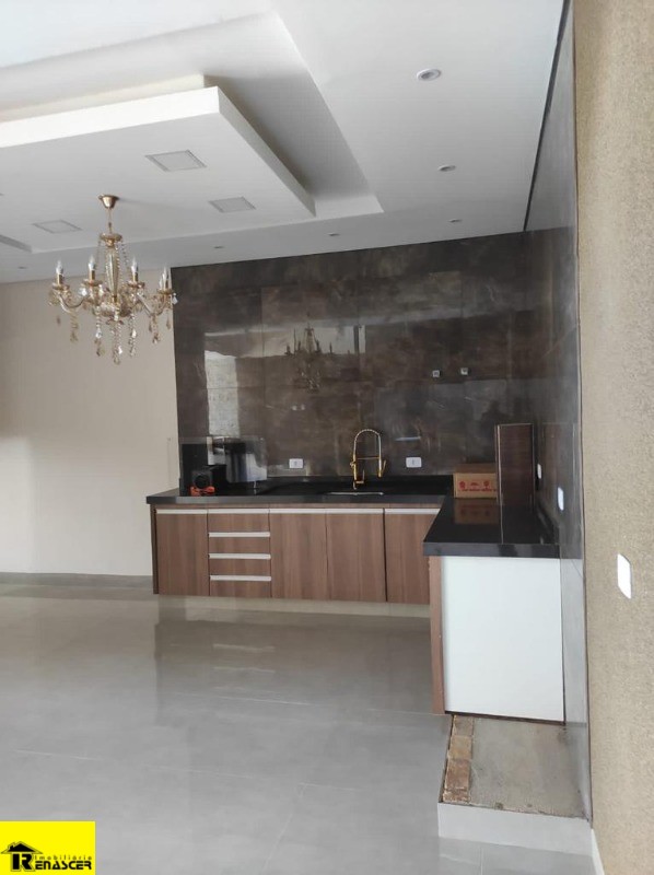 Casa com 3 quartos à venda, 200m² — foto 19 de 29