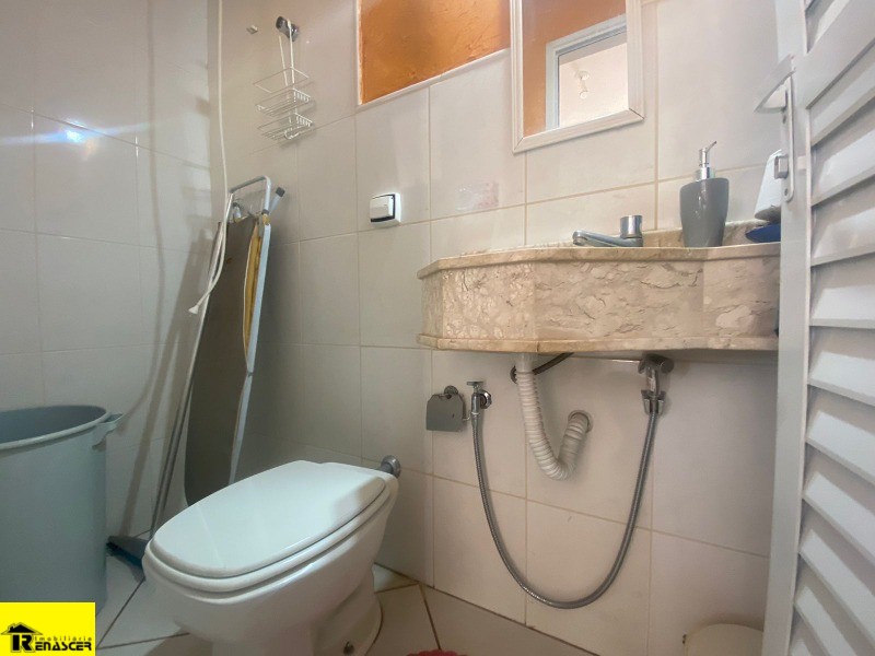 Casa de Condomínio com 4 quartos à venda, 220m² — foto 9 de 20