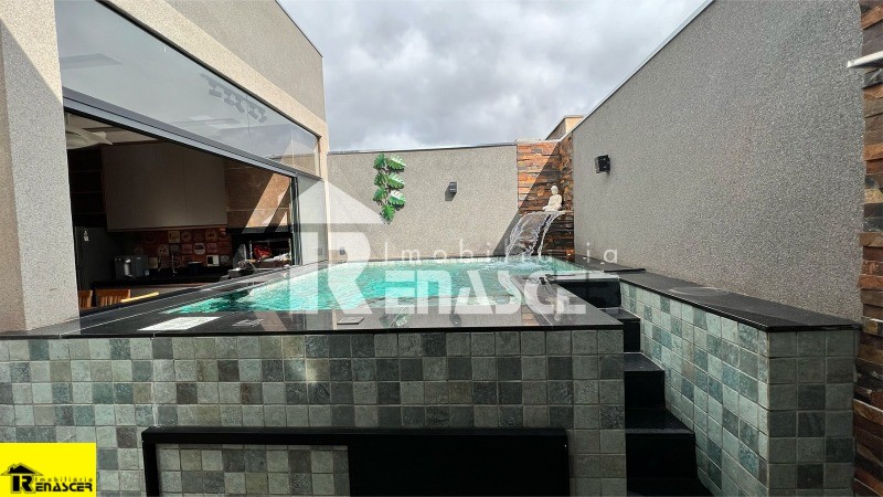 Casa de Condomínio com 3 quartos à venda, 200m² — foto 9 de 19