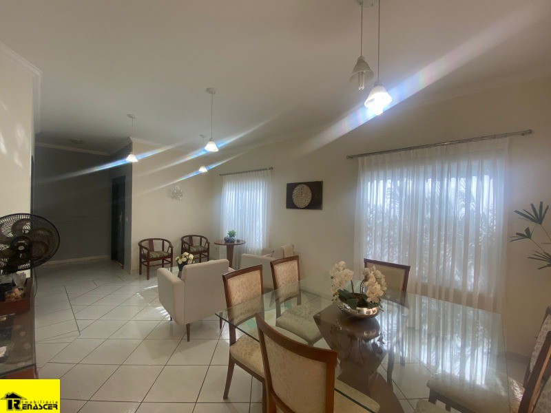 Casa de Condomínio com 4 quartos à venda, 220m² — foto 5 de 20