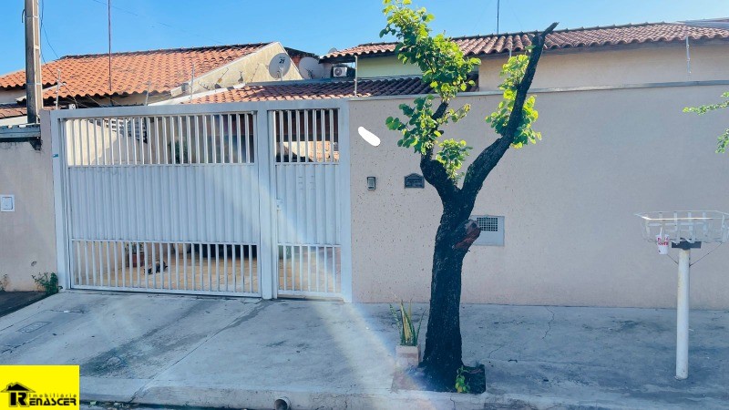 Casa com 2 quartos à venda, 90m² — foto 1 de 18