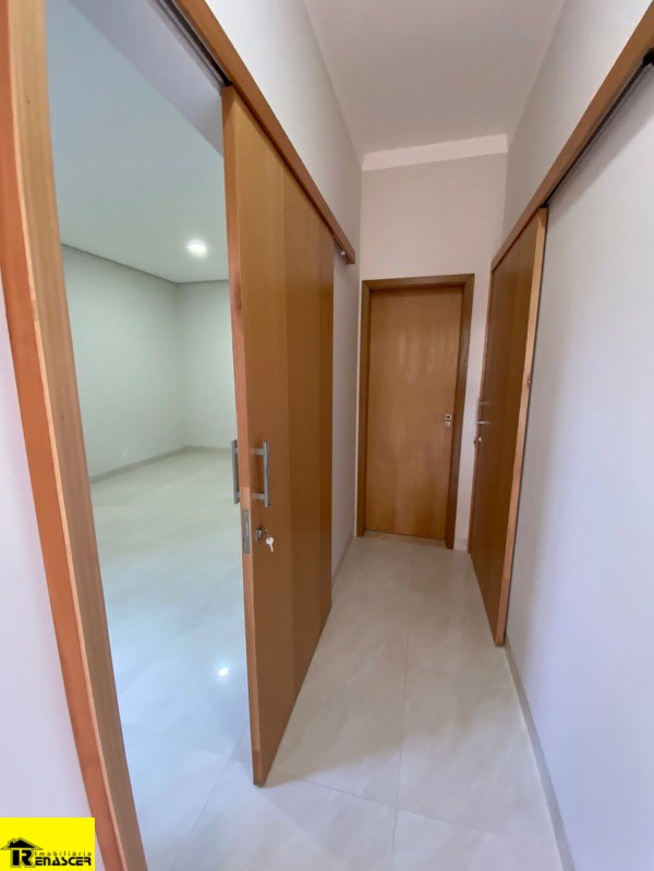 Casa com 3 quartos à venda — foto 10 de 12