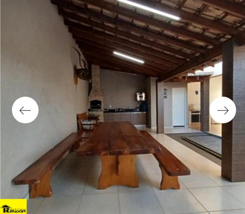 Casa com 3 quartos à venda, 232m² — foto 11 de 12