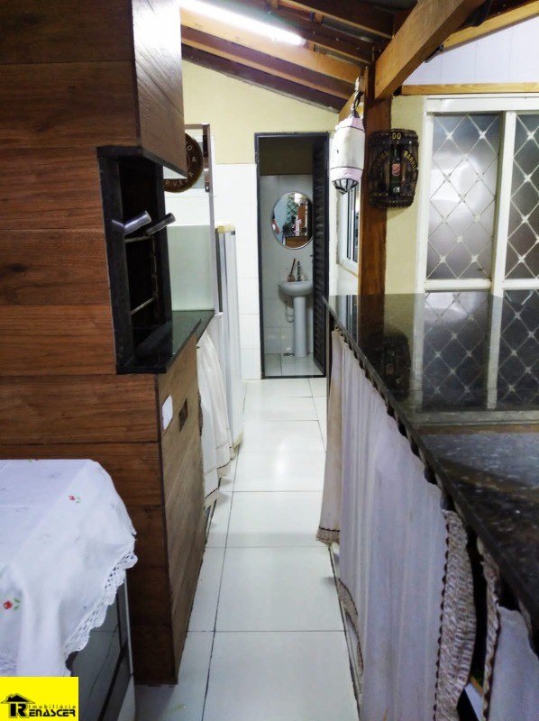 Casa com 3 quartos à venda, 111m² — foto 8 de 19