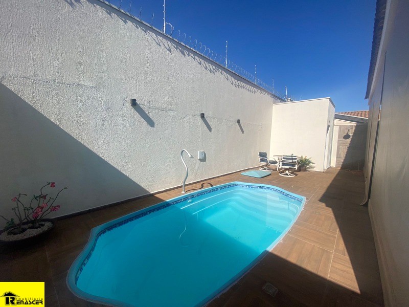 Casa de Condomínio com 4 quartos à venda, 220m² — foto 11 de 20