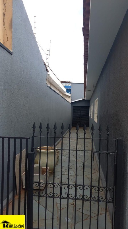 Casa com 3 quartos à venda e aluguel — foto 14 de 29