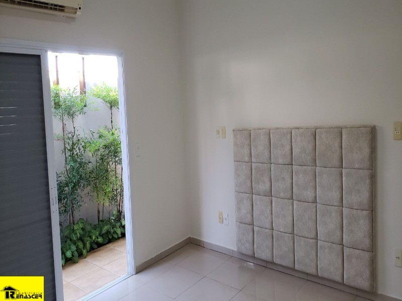 Casa de Condomínio com 3 quartos à venda e aluguel, 199m² — foto 11 de 23