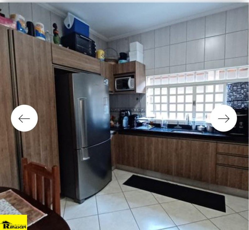 Casa com 3 quartos à venda, 232m² — foto 5 de 12