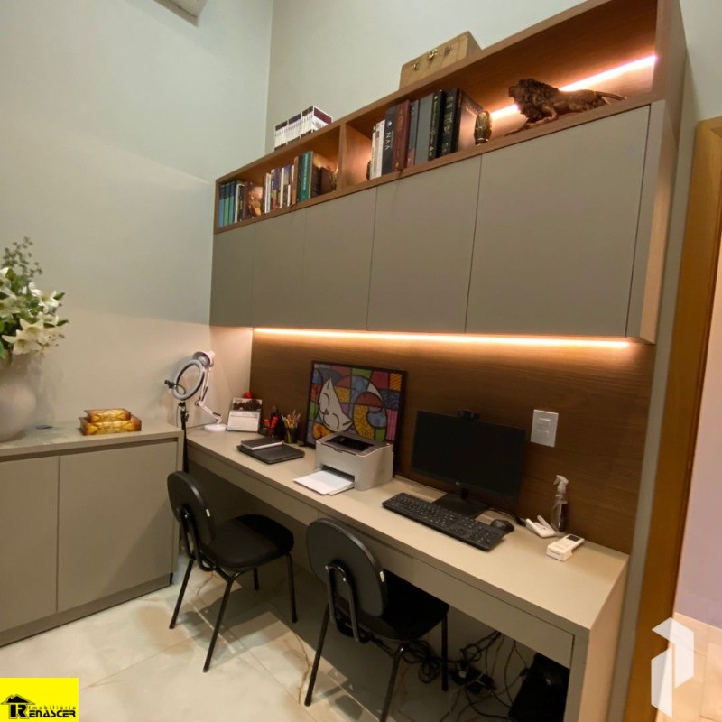 Casa de Condomínio com 3 quartos à venda, 300m² — foto 24 de 34