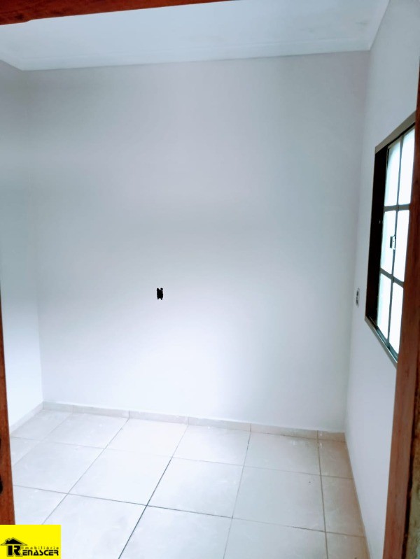 Casa com 3 quartos à venda, 200m² — foto 9 de 19