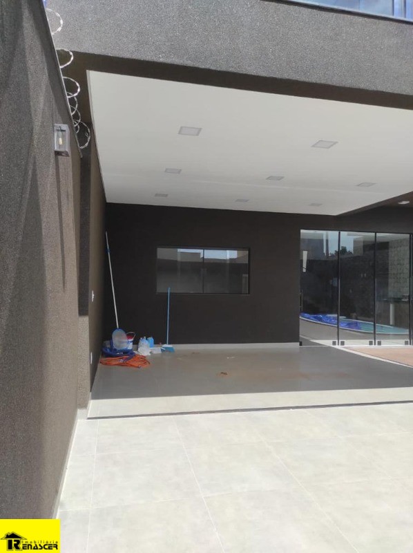 Casa com 3 quartos à venda, 200m² — foto 27 de 29