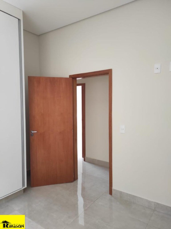 Casa com 3 quartos à venda, 120m² — foto 15 de 28